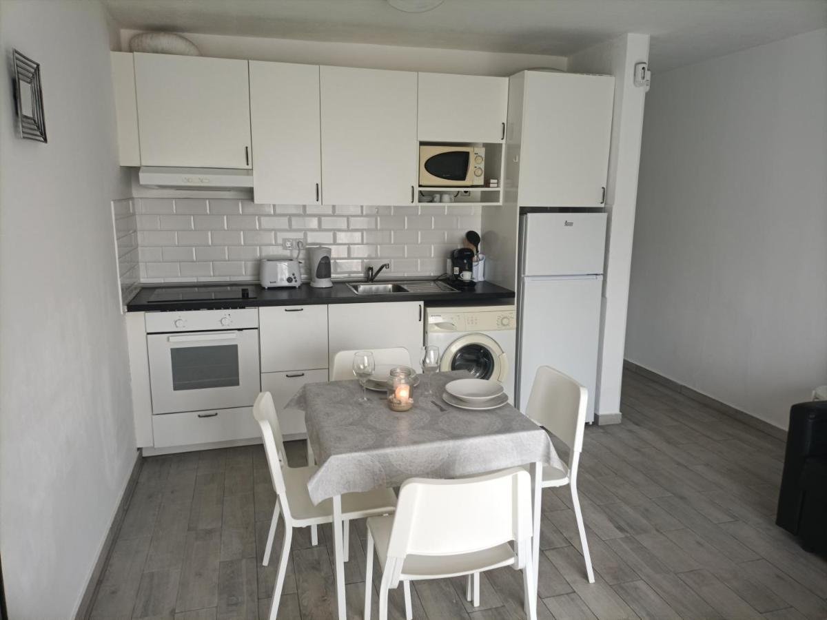 Le Petit Apartment คอสตา เด อันตีกัว ภายนอก รูปภาพ
